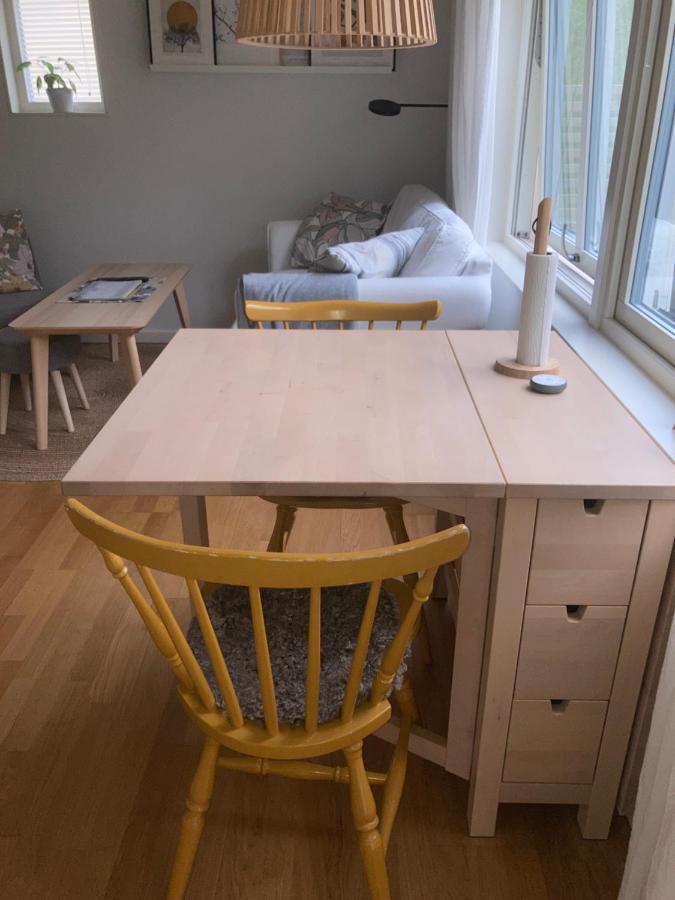 Tiny Grey House With Loft, 15 Min From City Center Göteborg Exterior foto